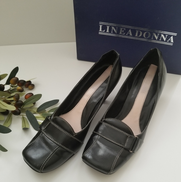 Black Pumps size 9 - Picture 2 of 9